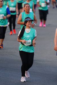 BIB: 1228
                            <button type="button" onclick="openModal(10520450)" class="btn btn-primary btn-sm float-right btn-popup" data-toggle="modal" data-target=".modal-high-quality">
                        <i class="fas fa-shopping-cart"></i> Add to Cart
                    </button>
                                            <button type="button" onclick="isThisMe(10520450, true)" class="btn btn-success btn-sm float-right btn-popup btn-isme hidden" data-toggle="tooltip" data-placement="bottom" title="นี่คือรูปของคุณใช่ไหม คลิกที่นี่เพื่อเอาเข้าอัลบั้ม">
                        <i class="fas fa-plus"></i> Add to album
                    </button>
                    <button type="button" onclick="isThisMe(10520450, false)" class="btn btn-warning btn-sm float-right btn-popup btn-isnotme hidden">
                        <i class="fas fa-ban"></i> Remove from album
                    </button>